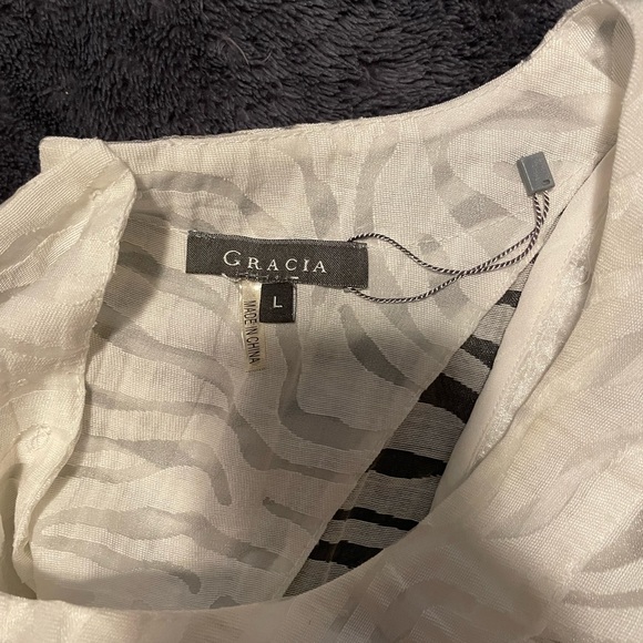 Gracia Sheer Zebra Print Blouse Puff Sleeves NEW - Picture 4 of 4